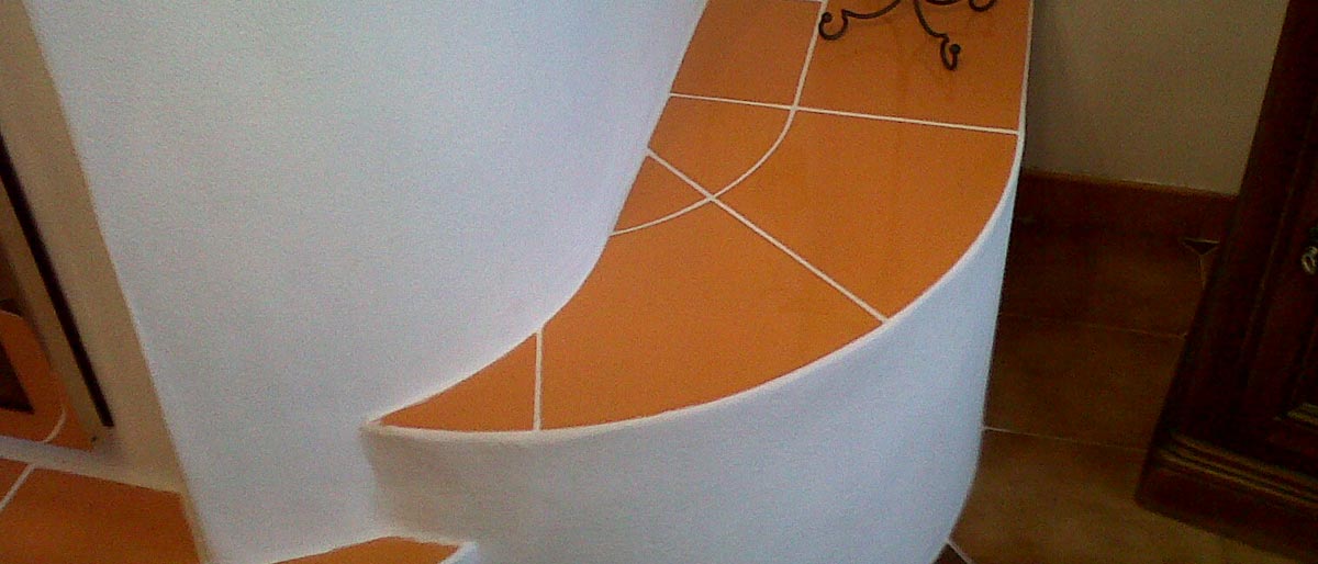 Heater no. 33: Curves and stove tiles